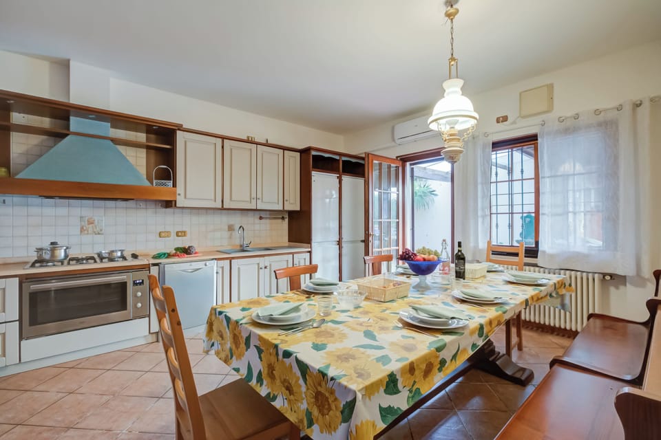 Family Villa, Multiple Bedrooms (Villa Oasi with private pool) | Private kitchen | Fridge, microwave, oven, stovetop