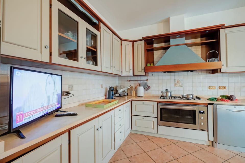 Family Villa, Multiple Bedrooms (Villa Oasi with private pool) | Private kitchen | Fridge, microwave, oven, stovetop