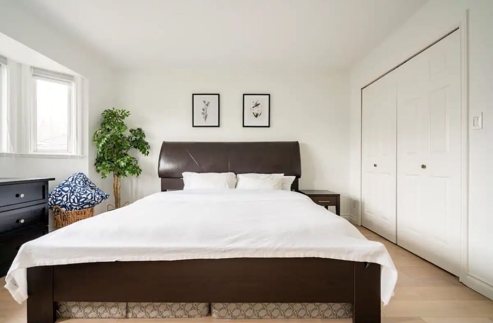 Classic Room | Desk, laptop workspace, free WiFi, bed sheets