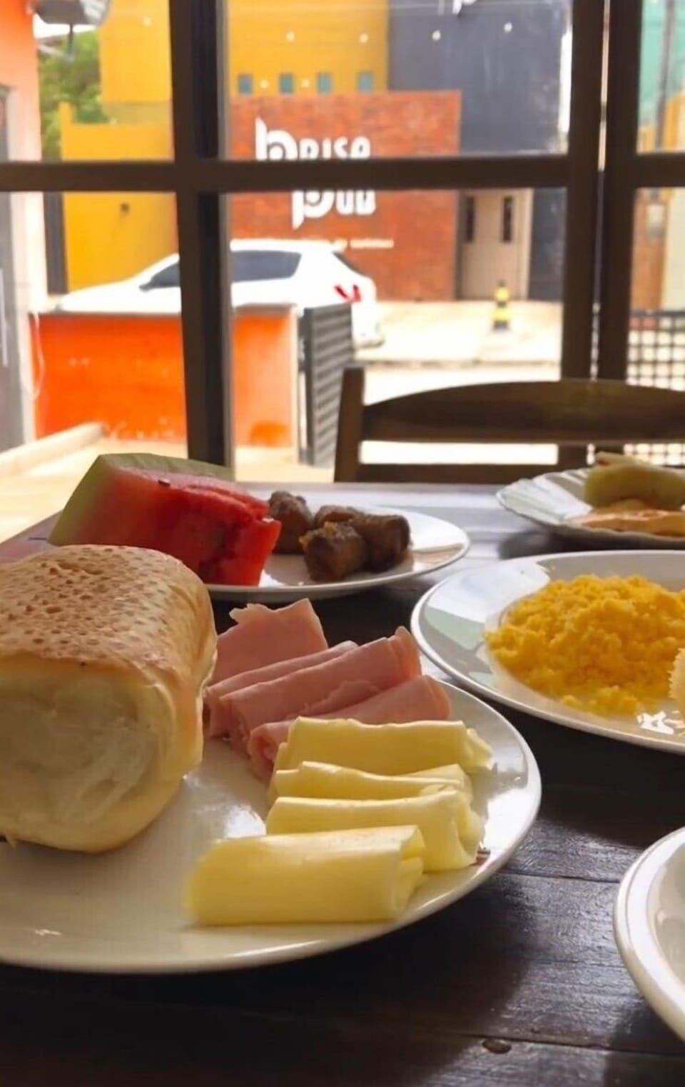 Daily cooked-to-order breakfast for a fee
