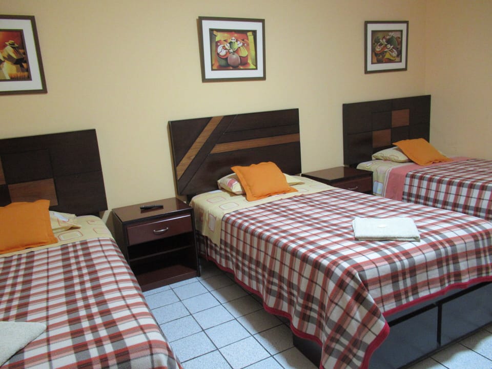 Classic Triple Room | Free WiFi