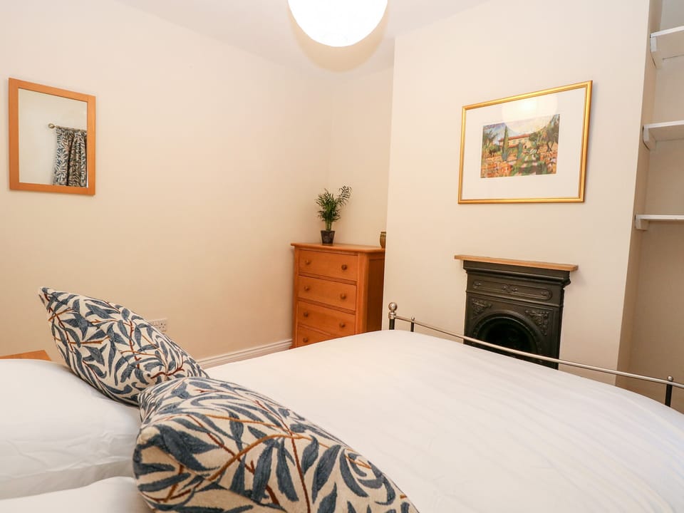 3 bedrooms, individually decorated, individually furnished, free WiFi