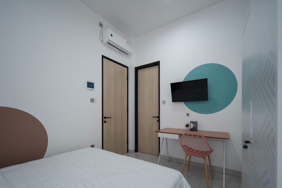 Superior Room | 1 bedroom, desk, free WiFi, bed sheets
