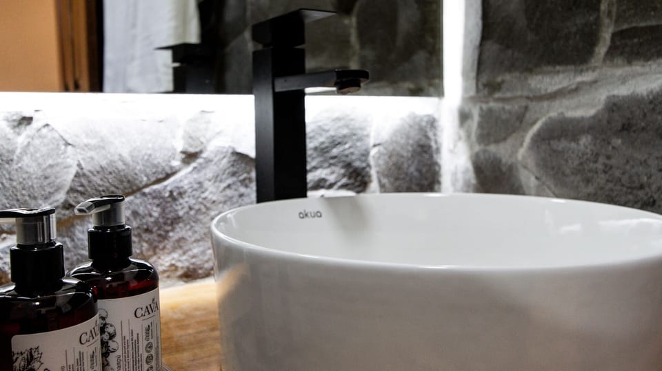 Executive Single Room | Bathroom | Towels