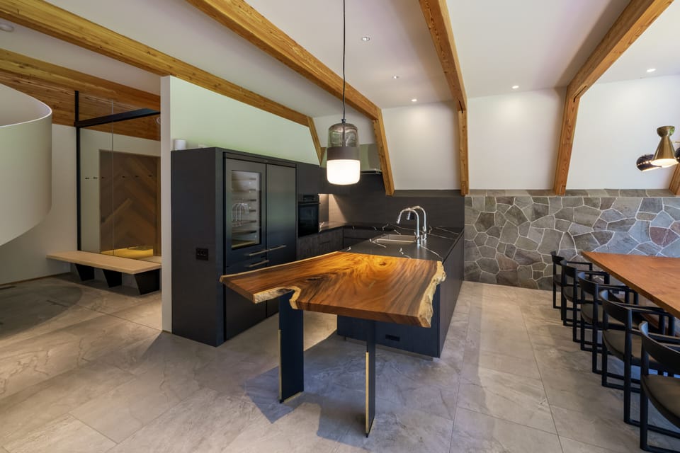 Luxury Condo | Living area | TV