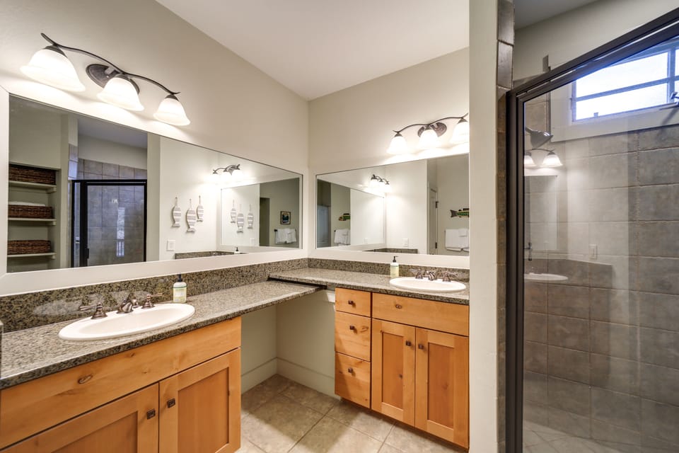 Mountain View Retreat With Resort Amenities Cottage in North Carolina
