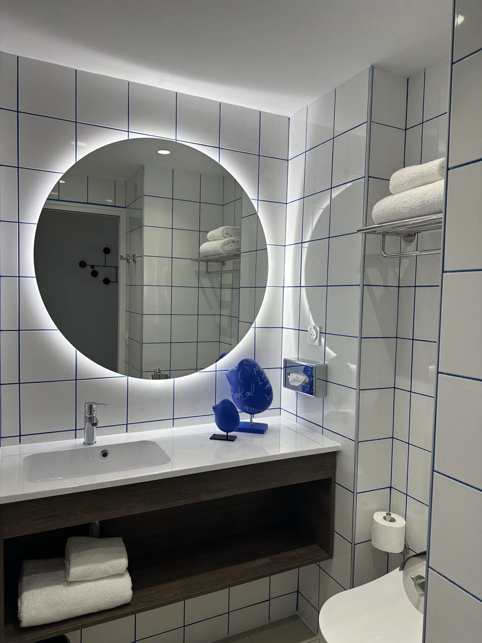Shower, rainfall showerhead, hair dryer, towels