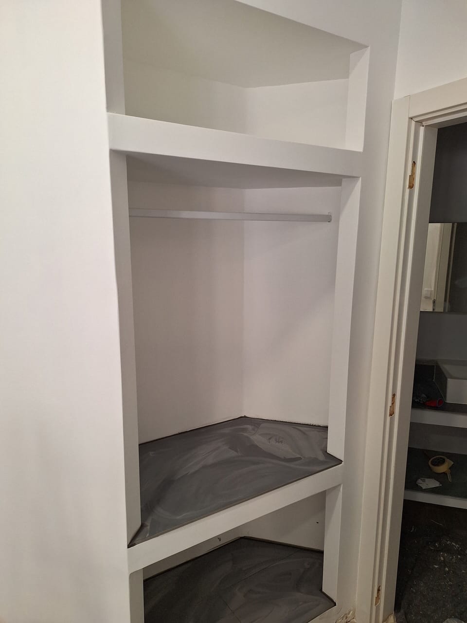 Basic Twin Room, 2 Twin Beds | Minibar, desk, free WiFi, bed sheets