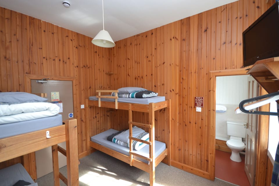 Standard Quadruple Room, Ensuite (4 bed bunk room) | Free WiFi