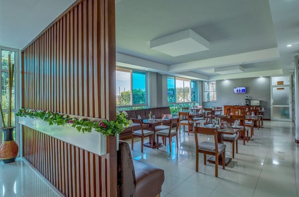 KRM Hotel - Caran Hotel in Kampala