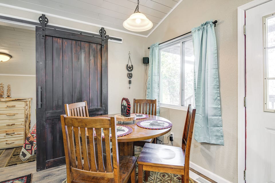 Cottage (2 Bedrooms) | Interior