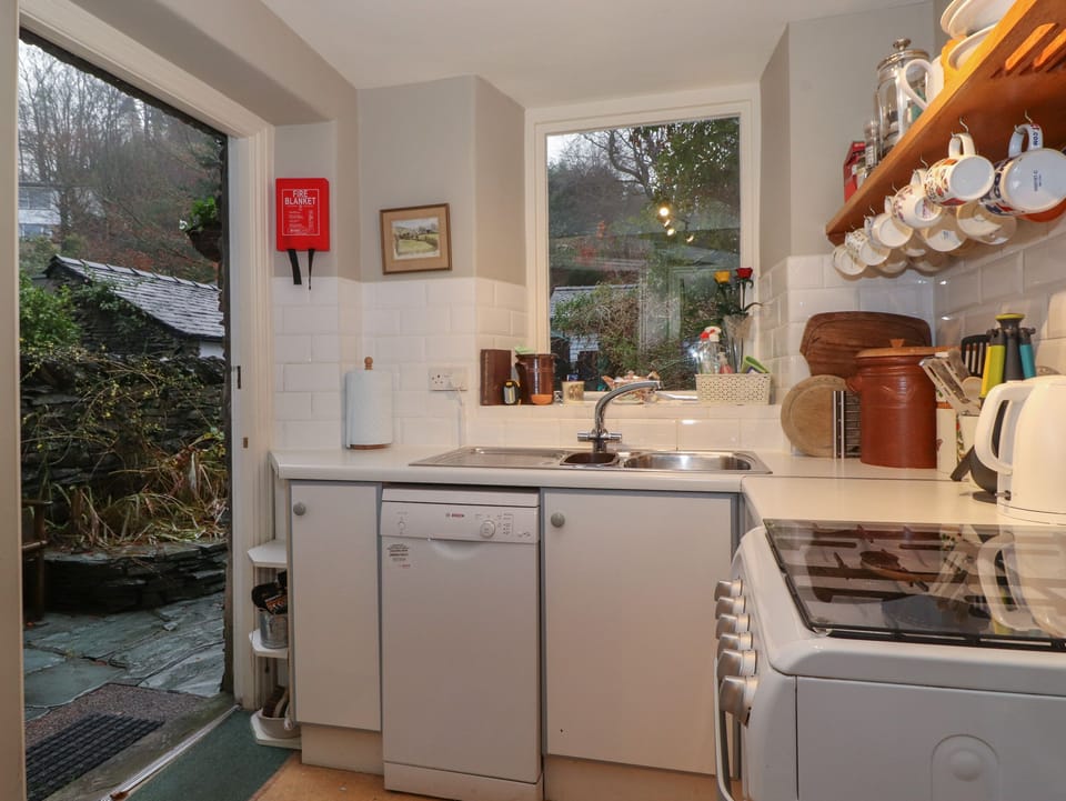Fridge, dishwasher, electric kettle, toaster