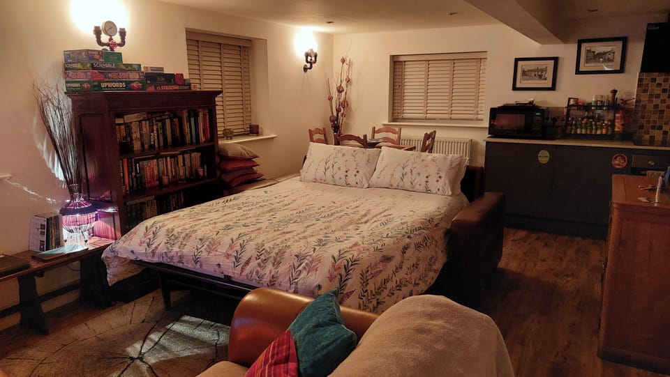 1 Bed Flat - Sleeps 4 - Garden - Parking - Wifi Cottage in Hawkshead
