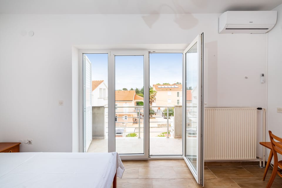 Room, 1 Bedroom, Balcony, Garden View | 1 bedroom