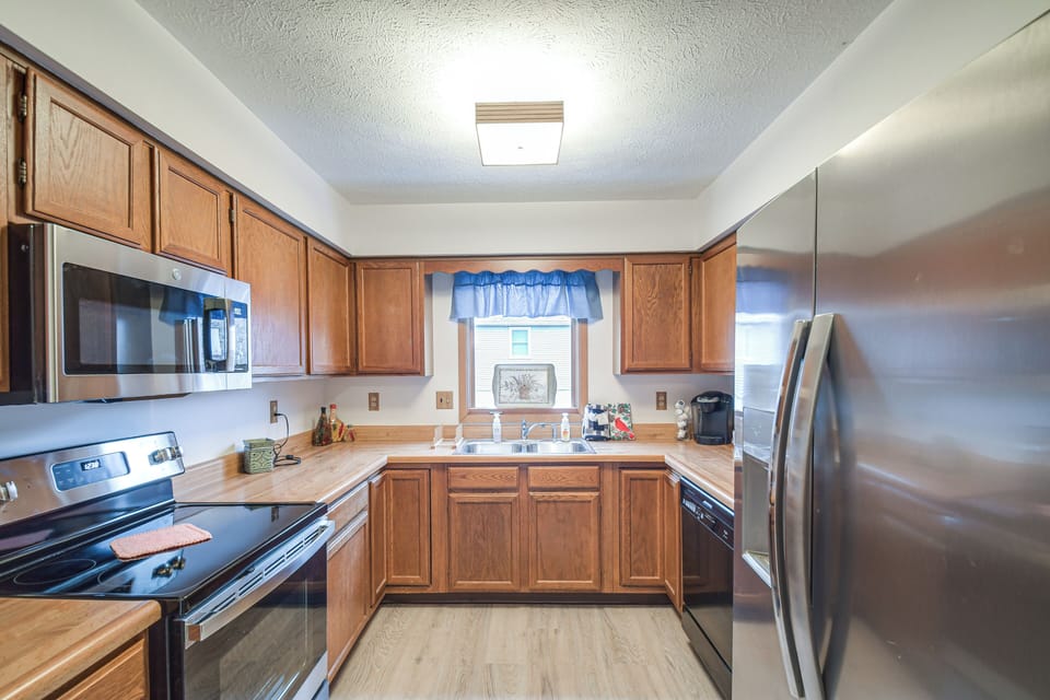 Apartment (3 Bedrooms) | Front of property