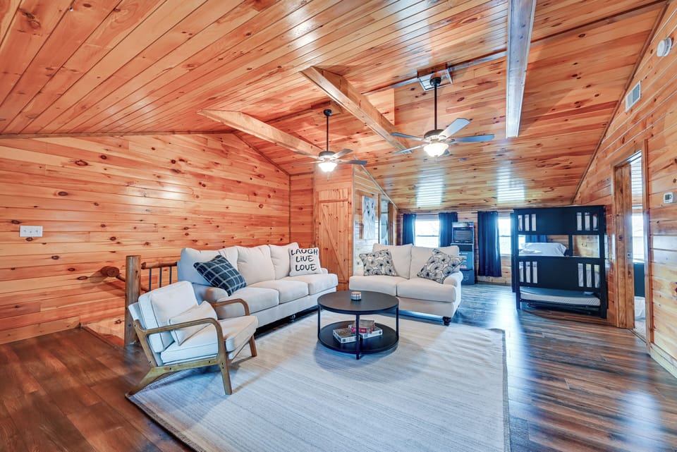 House (2 Bedrooms) | Interior