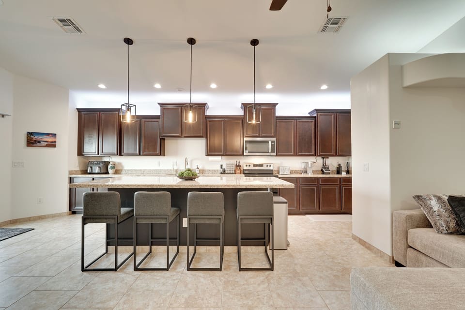 House (3 Bedrooms) | Interior