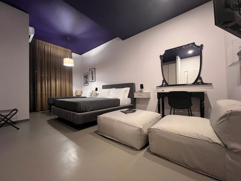 In-room safe, desk, free WiFi, bed sheets
