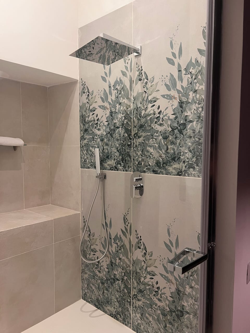 In-room safe, desk, free WiFi, bed sheets