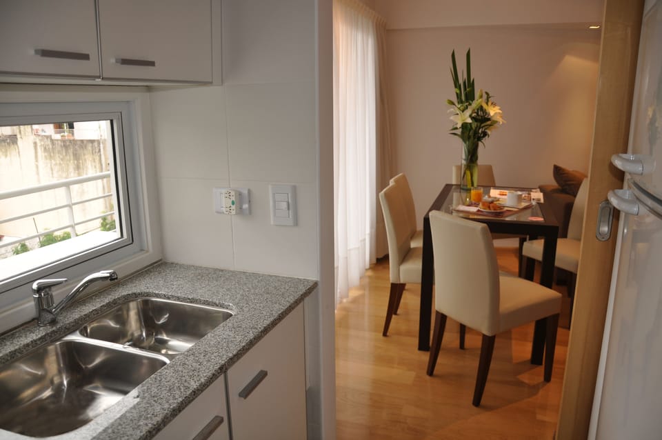 Microwave, oven, coffee/tea maker, electric kettle