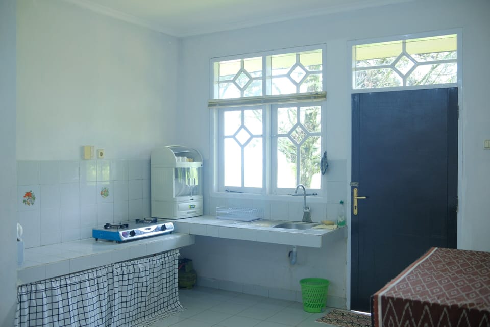 Villa | Private kitchen | Fridge, dishwasher, toaster, rice cooker