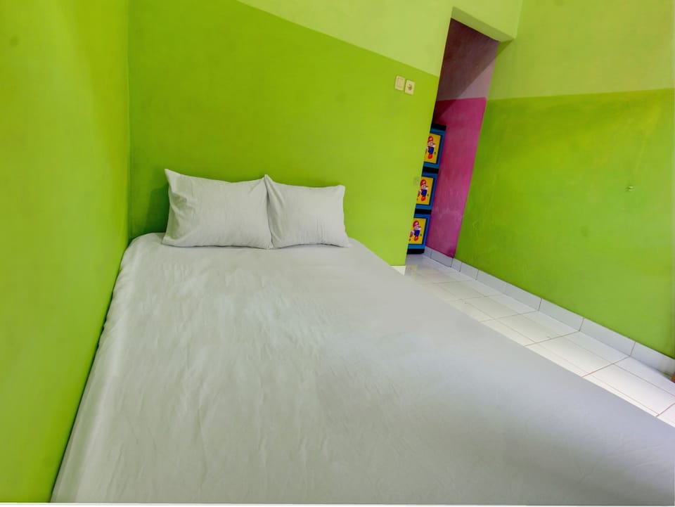 Standard Double Room | WiFi (free), bed sheets
