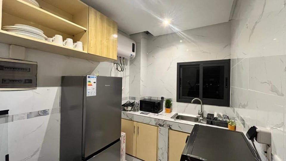 Apartment | Private kitchen | Fridge, microwave, oven, stovetop