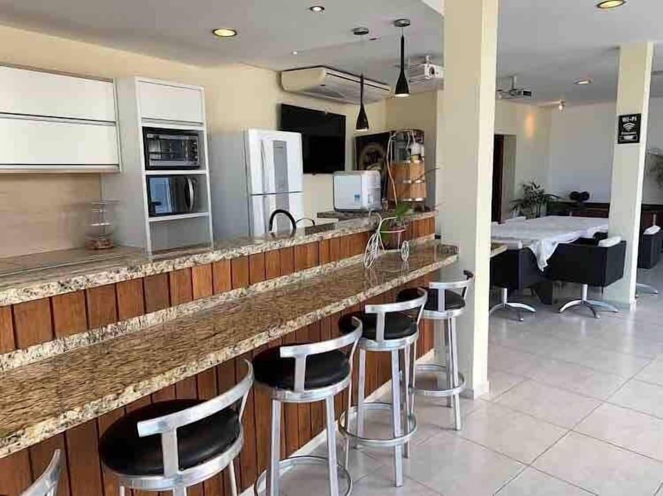 Deluxe Villa | Dining