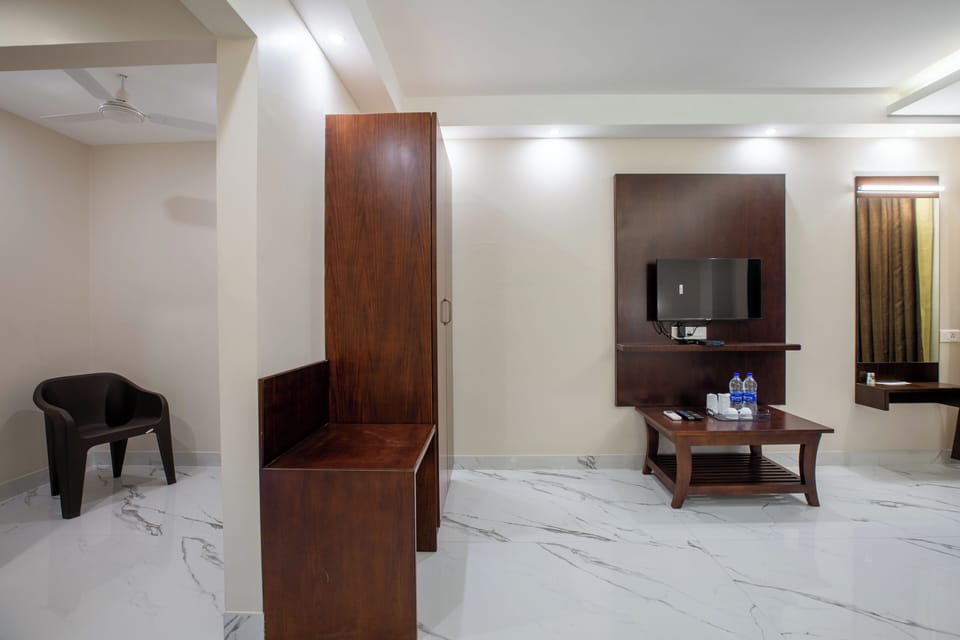 Elite Studio | Desk, WiFi (free), bed sheets