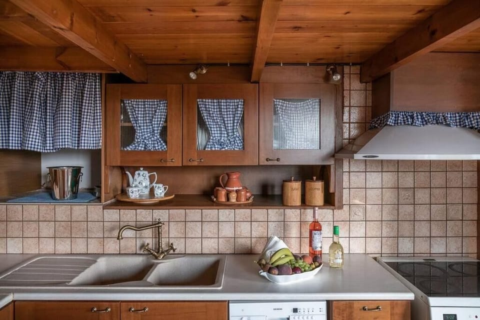 Traditional Villa | Private kitchen | Toaster