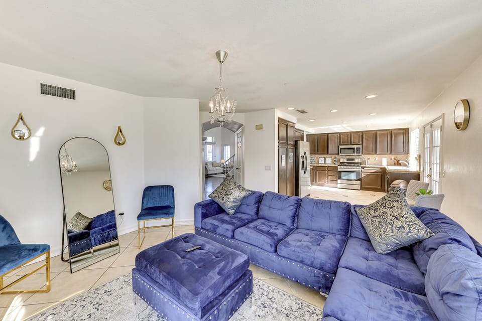 House (4 Bedrooms) | Interior