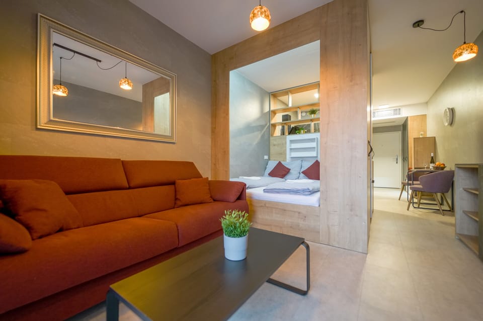 Svarog Unique Apartment by CHORS | 1 bedroom, soundproofing, iron/ironing board, free WiFi