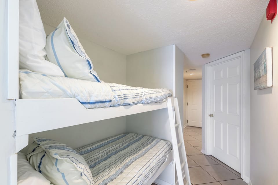 Signature Condo, 1 Bedroom, Non Smoking, Beach View | Living area | 55-inch Smart TV with cable channels