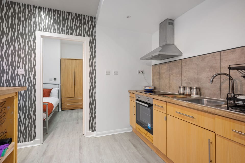 Premium Cottage, Private Bathroom, Garden View (cottage) | Private kitchen