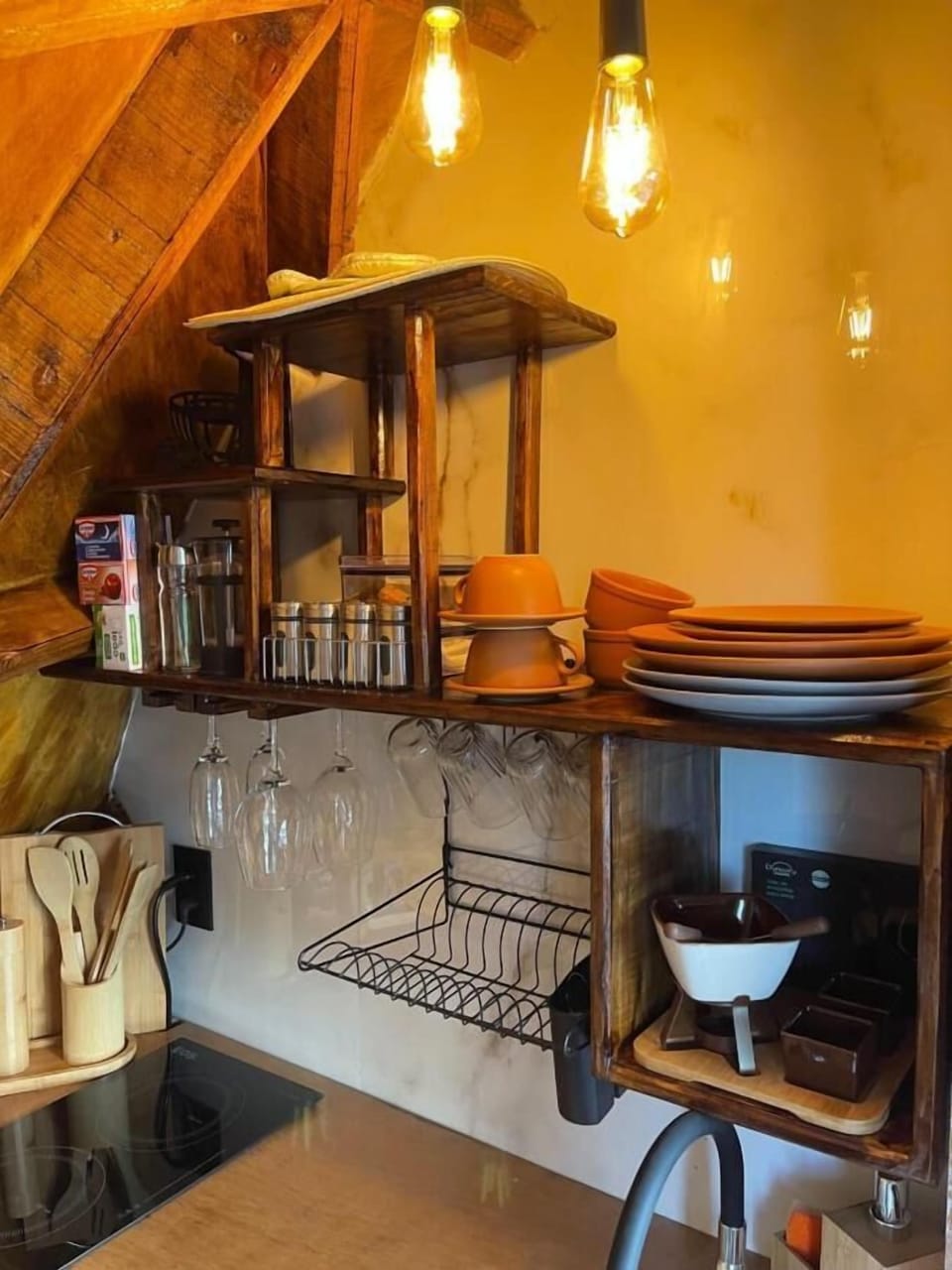 Romantic Chalet, Bathtub | Private kitchen