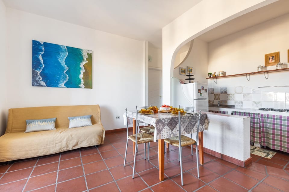 Apartment | Dining room