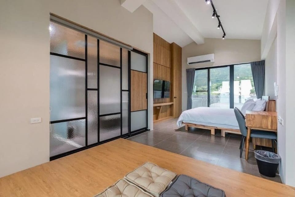 Superior Villa, Patio | Premium bedding, WiFi (free), individually decorated