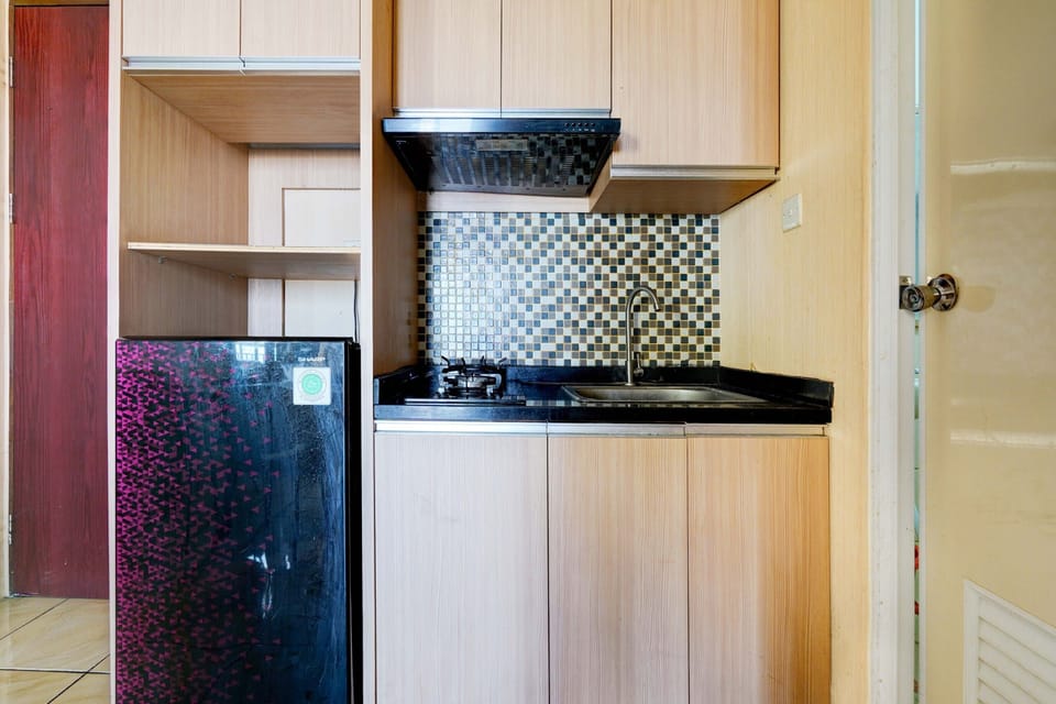 Standard Double Room | Desk, bed sheets