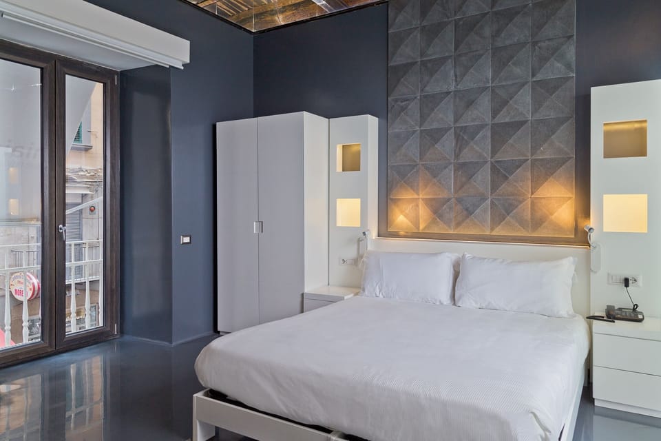 Deluxe Room | In-room safe, blackout drapes, soundproofing, iron/ironing board