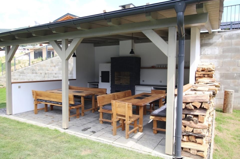 House | Terrace/patio