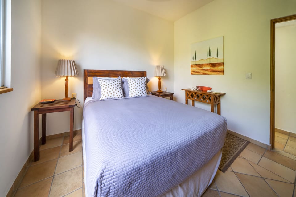 Classic Apartment | 2 bedrooms, in-room safe, iron/ironing board, free WiFi