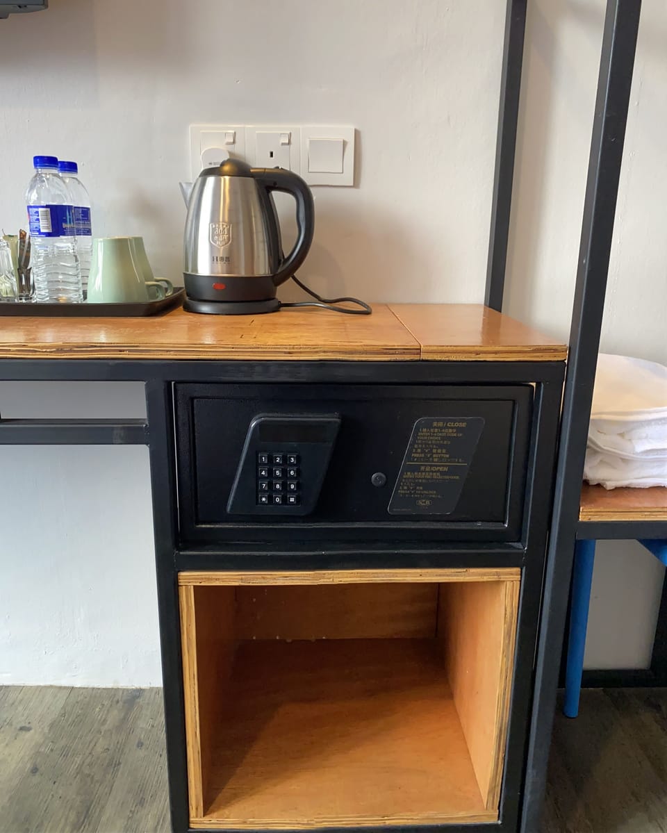 1 bedroom, in-room safe, free WiFi