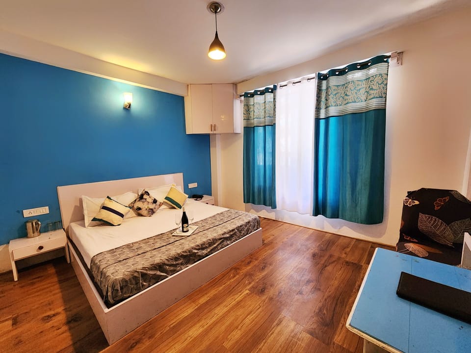 Deluxe Room | Premium bedding, down comforters, individually furnished