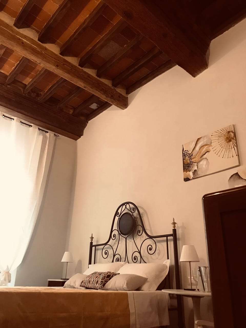 Family Room | Down comforters, WiFi (free), individually decorated