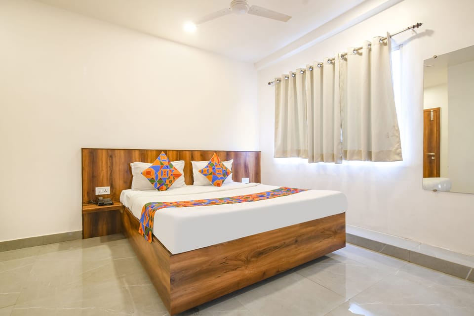 Executive Room | Egyptian cotton sheets, premium bedding, in-room safe, soundproofing