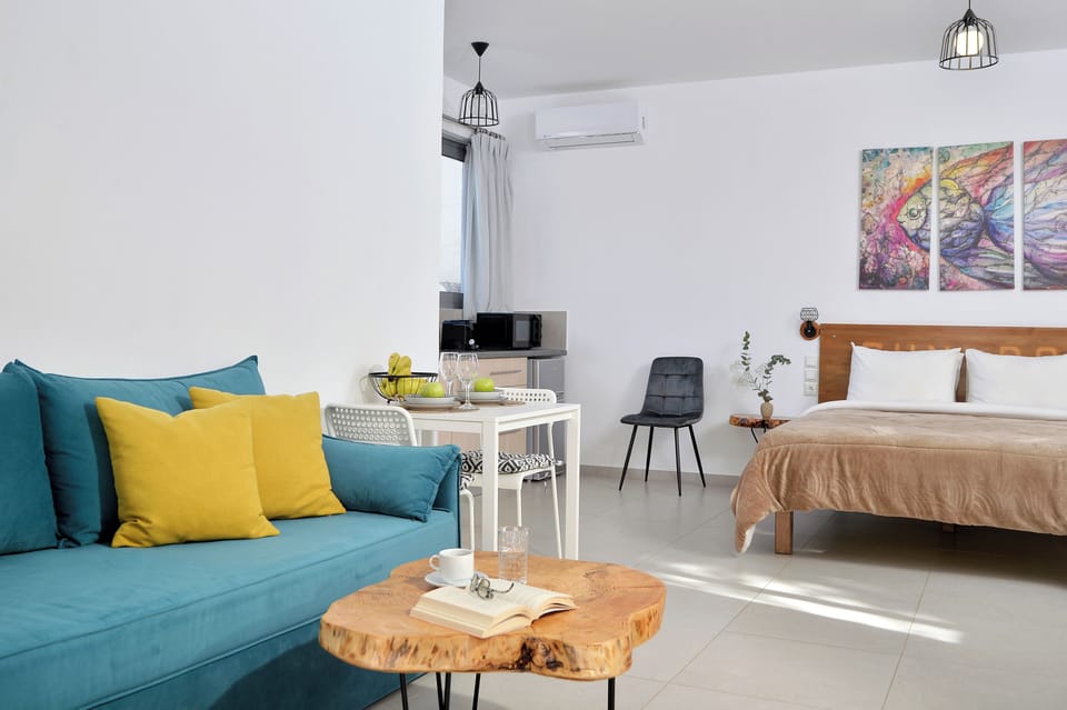 Family Studio | Egyptian cotton sheets, premium bedding, memory foam beds