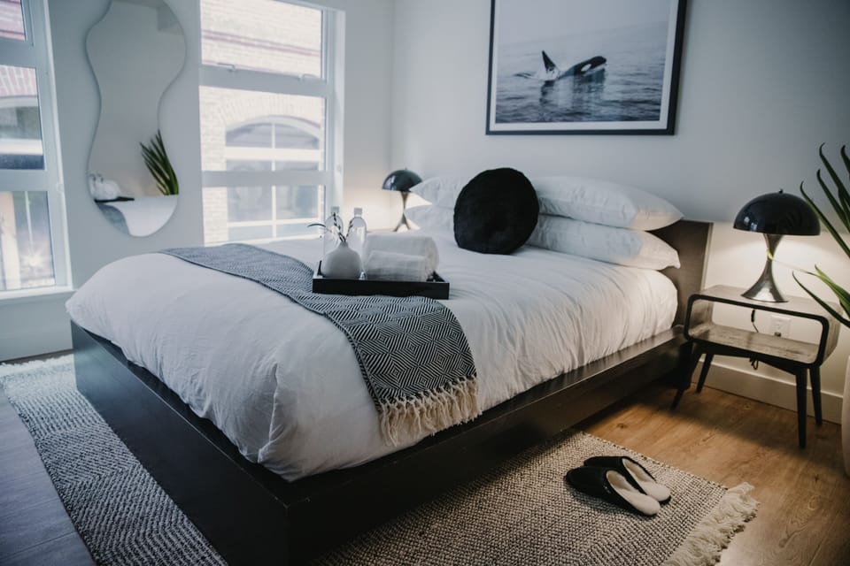 Superior Apartment | 1 bedroom, desk, laptop workspace, iron/ironing board