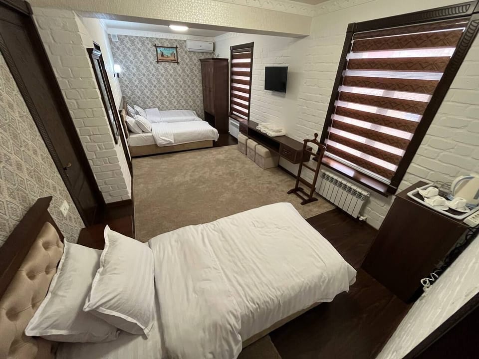 Basic Triple Room | WiFi (free)