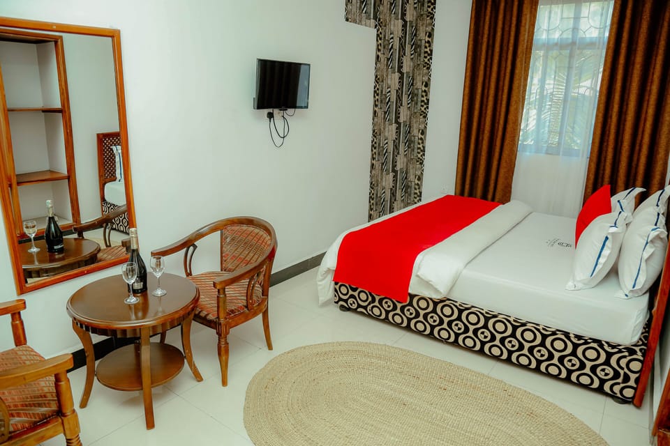 Double Room | Desk, free WiFi, bed sheets