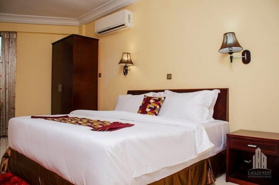 Standard Double Room | Desk, laptop workspace, WiFi (free), bed sheets
